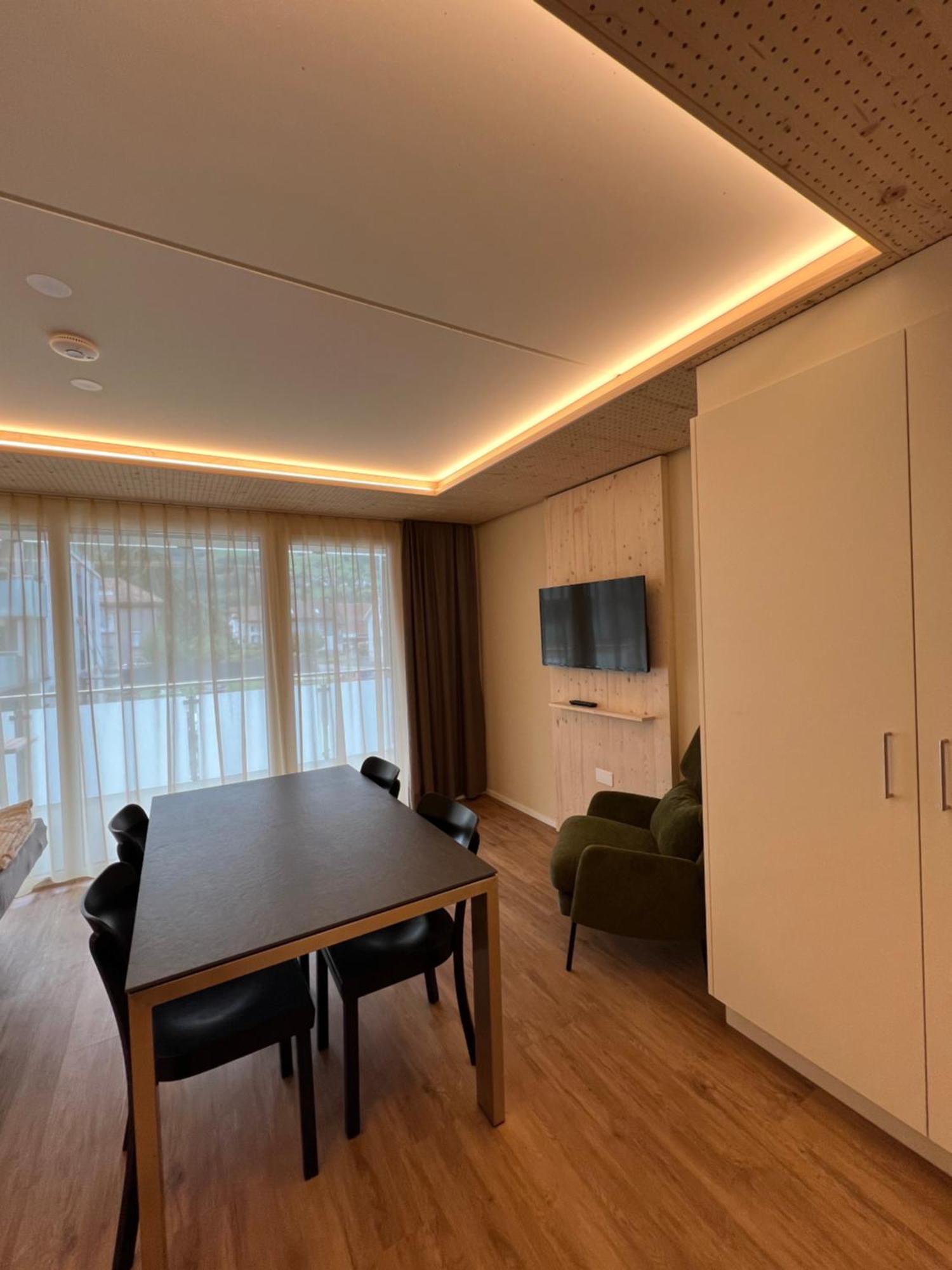Waz Wohnen Auf Zeit - Flums Apartment Exterior photo